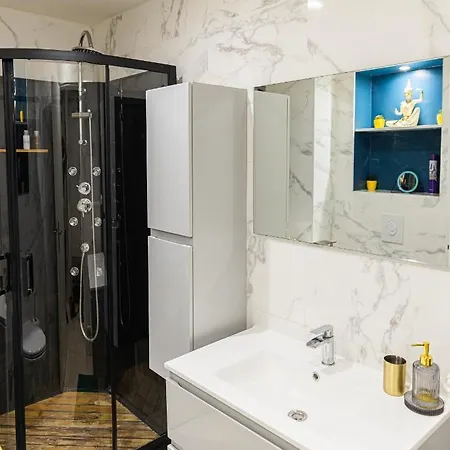 Elegant Et Tres Spacieux, Mon Studio Vous Seduira! * מץ